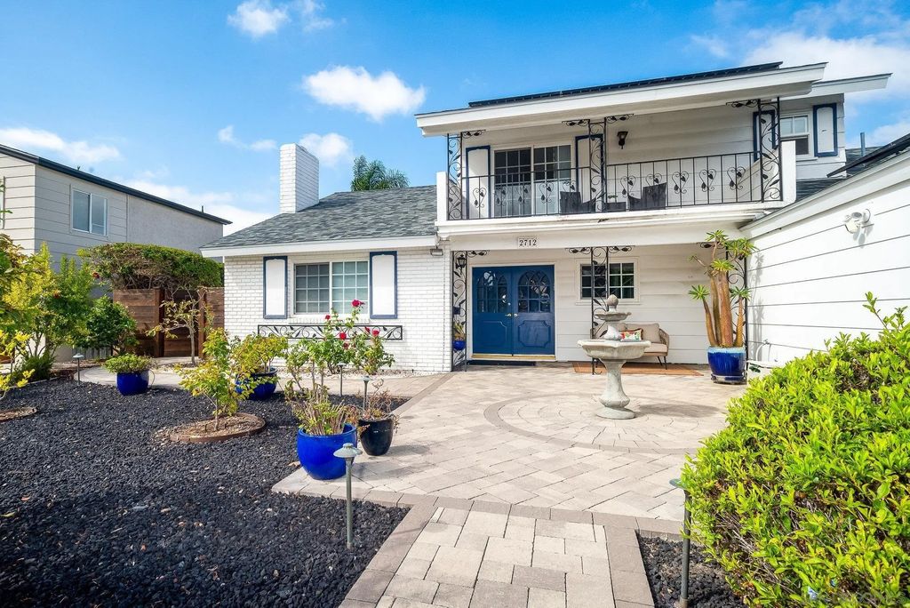 Photo of 2712 Angell Ave, San Diego, CA 92122 (MLS # 250041231)