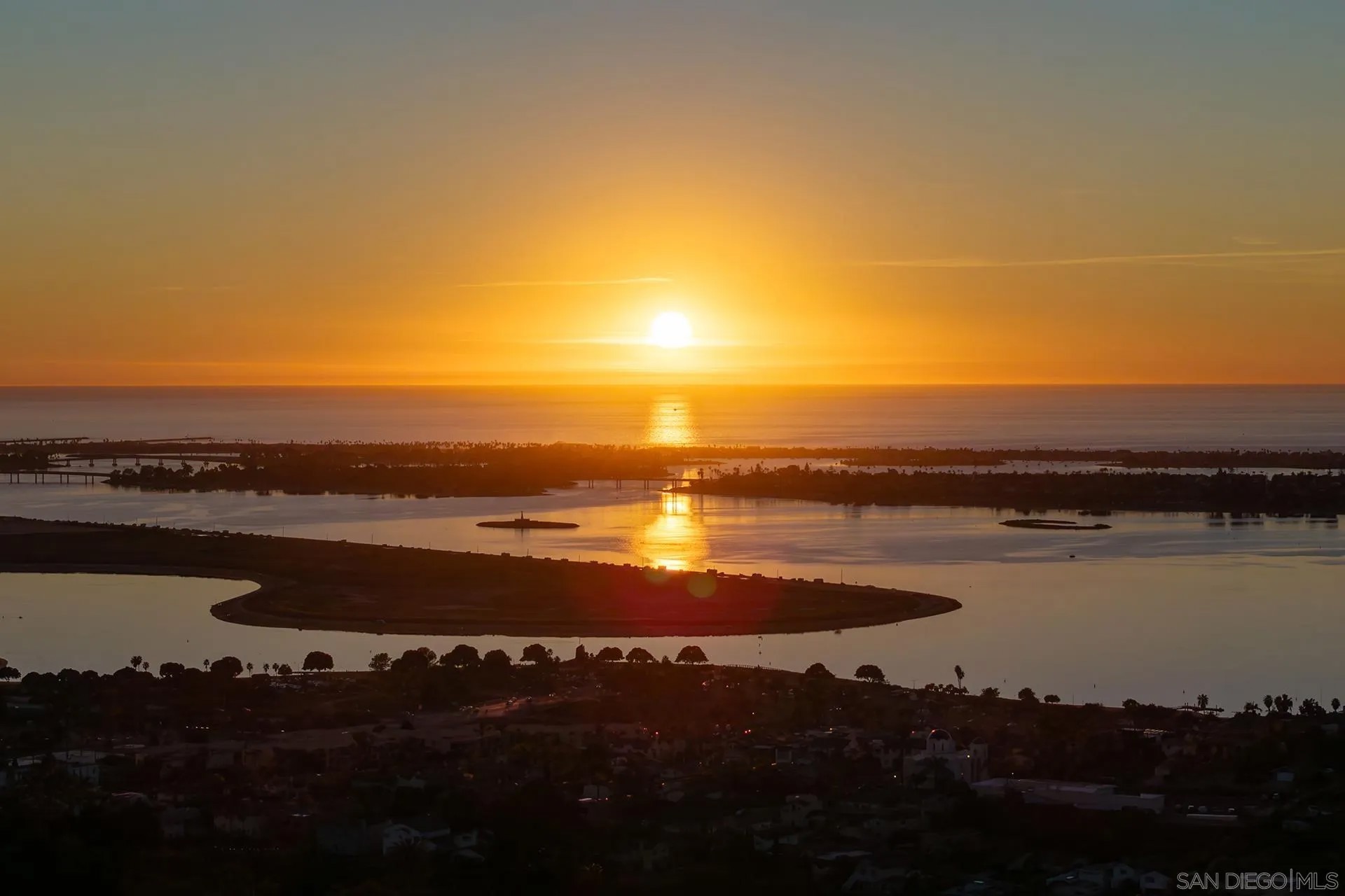 4839-41 Iroquois Ave