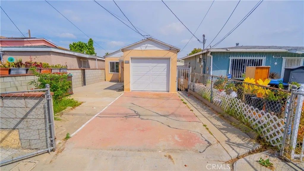 Photo of 11909 Lowemont St, Norwalk, CA 90650 (MLS # AR26084214)