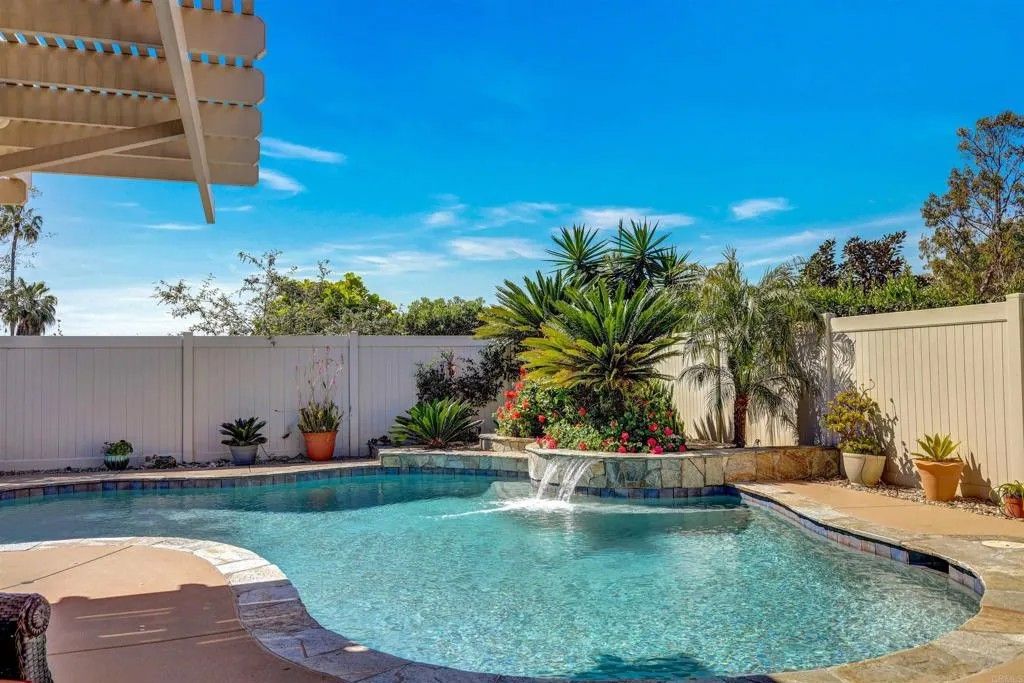 Photo of 1733 Schooner Way, Carlsbad, CA 92008 (MLS # NDP2602431)