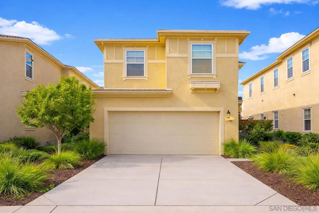 Photo of 1132 Cherry Tree Lane, Vista, CA 92084 (MLS # 260008009)