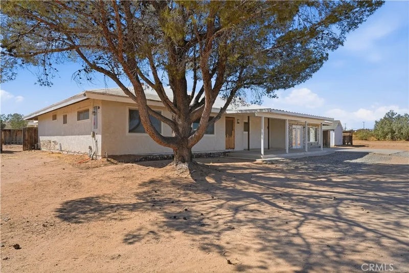 1749 S Valley View Drive