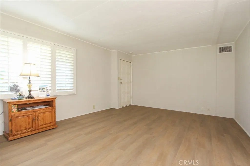 16959 Lake Park