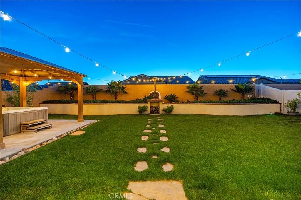 Photo of 44451 W 63rd Street, Lancaster, CA 93536 (MLS # SR26075904)