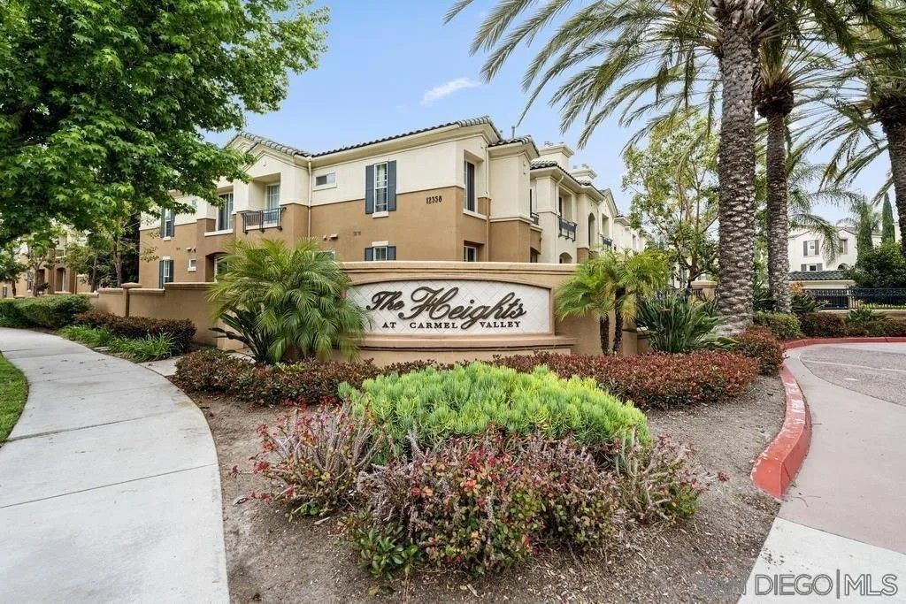 Photo of 12368 Carmel Country Rd #304, San Diego, CA 92130 (MLS # 260004072)