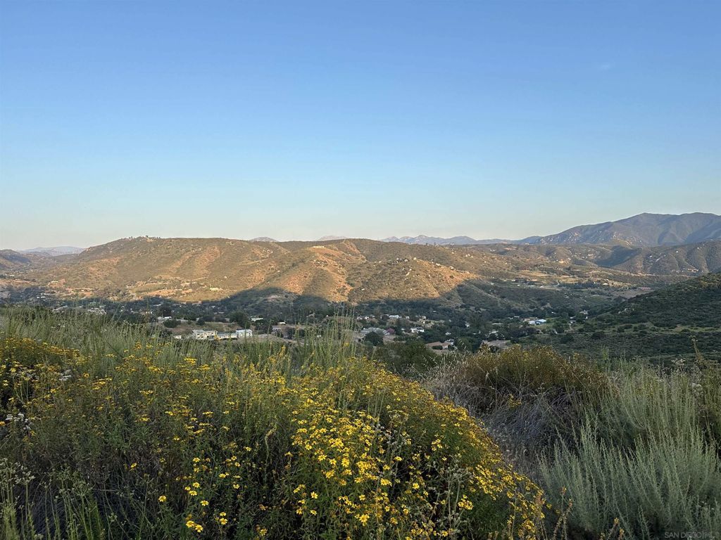 Photo of 1010 1/2 Wilson Ave, El Cajon, CA 92020 (MLS # 250037345)