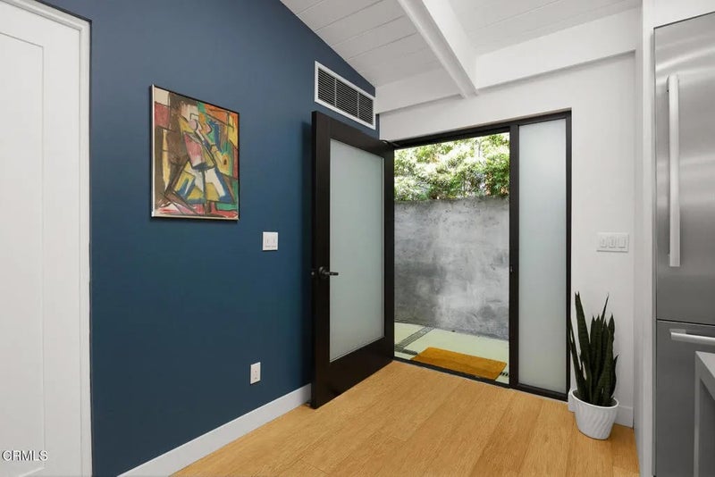 3902 Sunset Drive