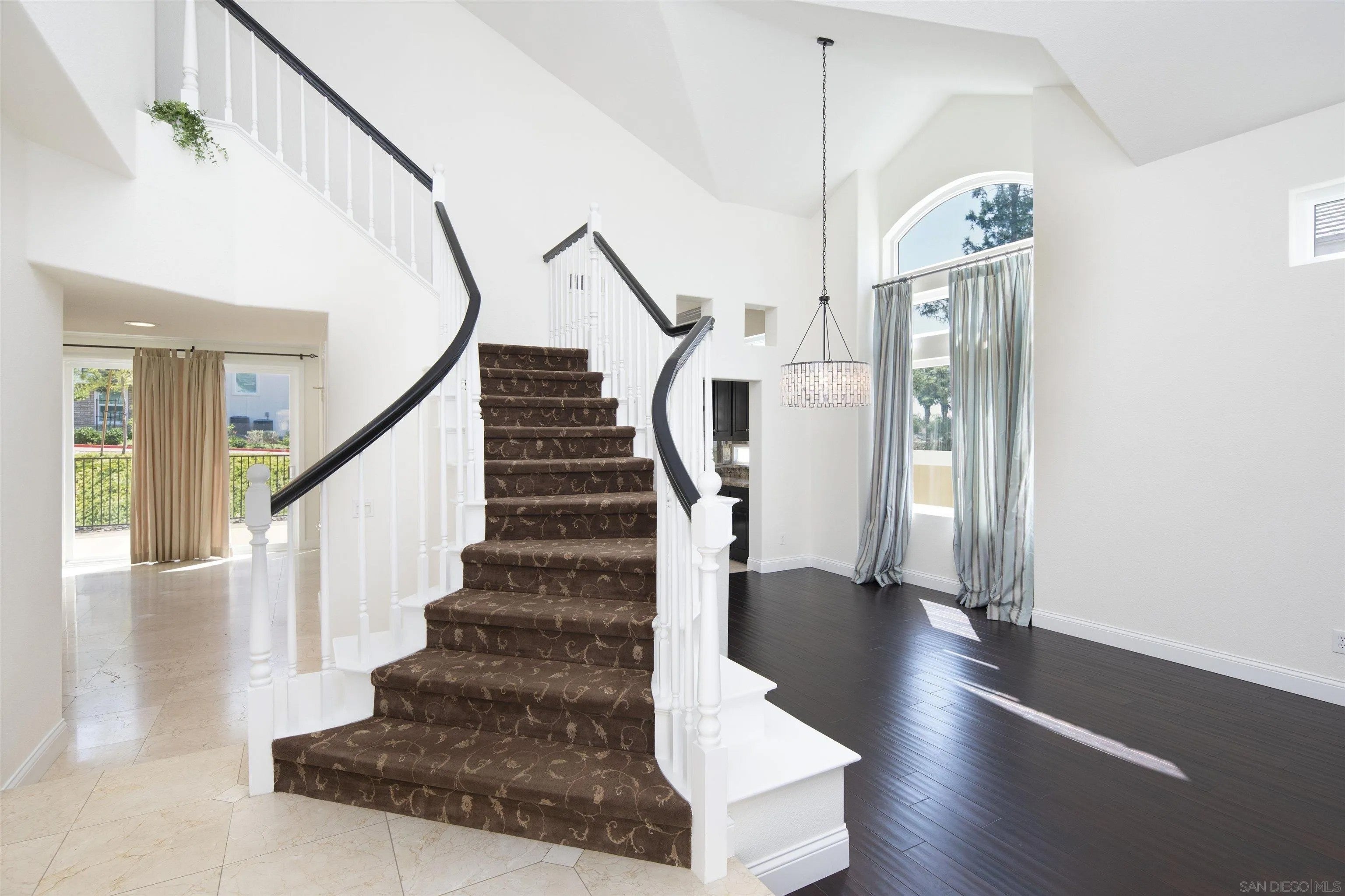 14025 Chestnut Hill Lane