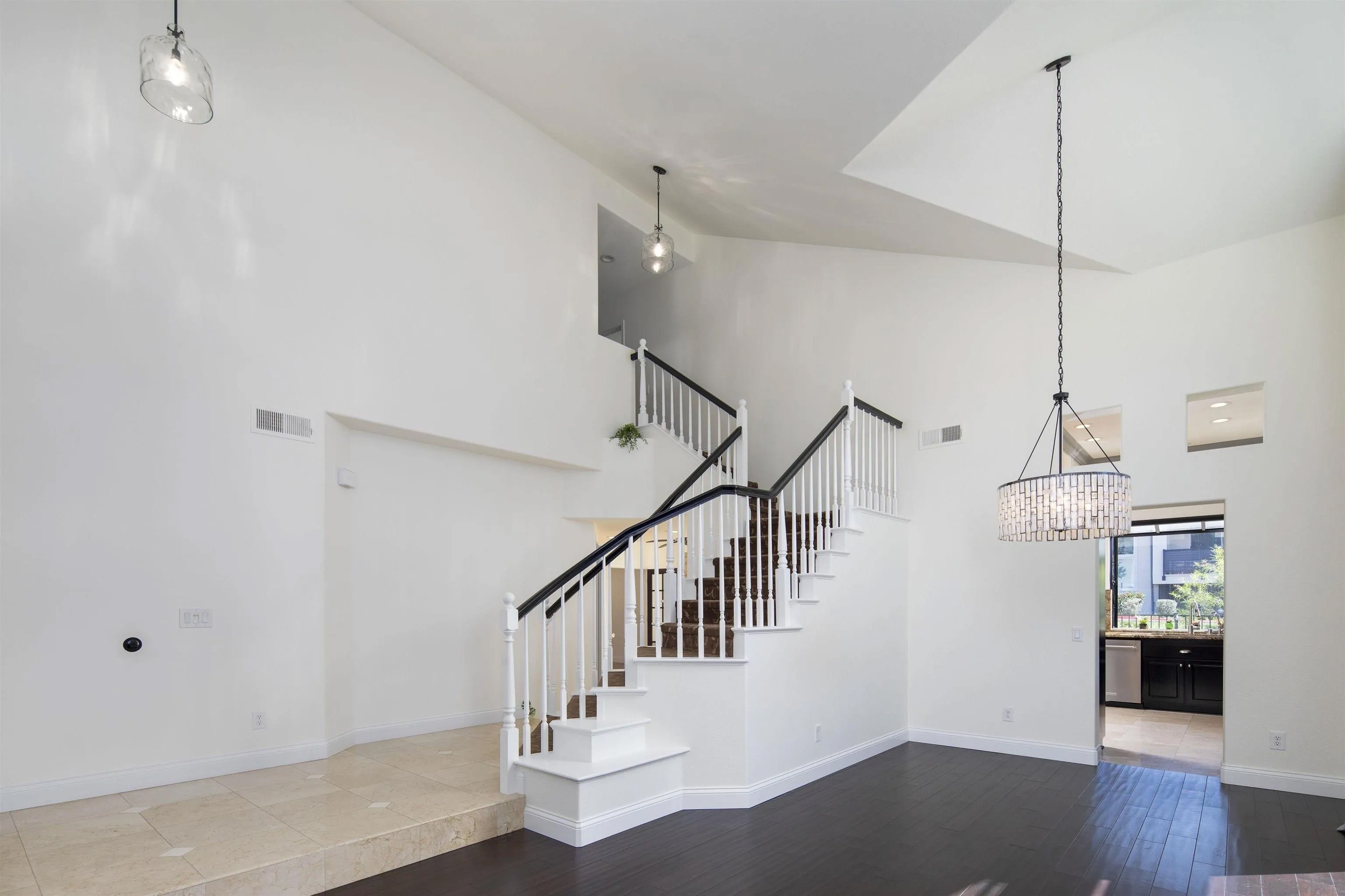 14025 Chestnut Hill Lane