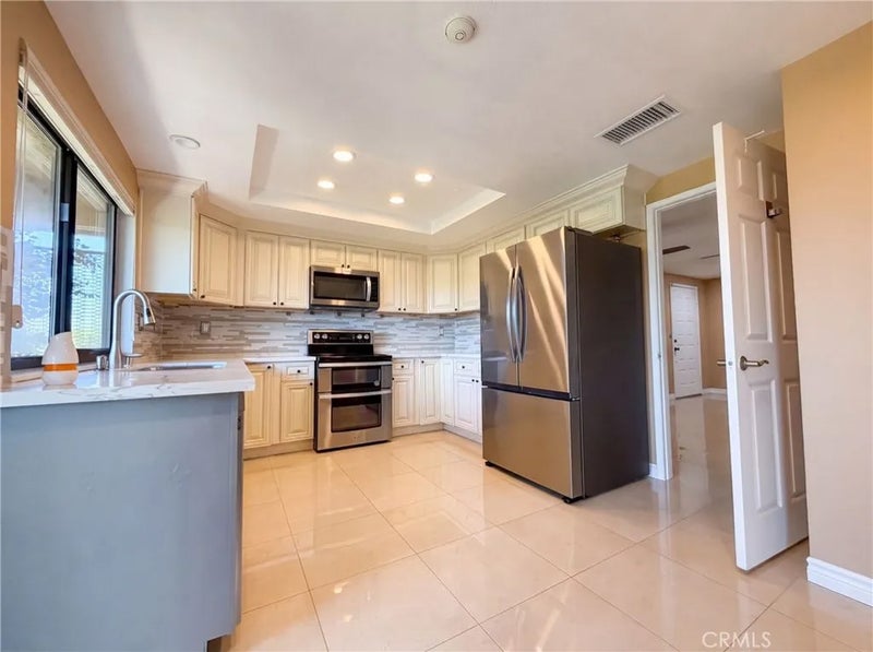 103 Camino Arroyo South