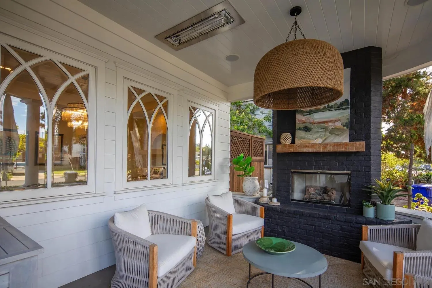 Coronado, California 92118, United States, 5 Bedrooms Bedrooms, ,6 BathroomsBathrooms,Residential,Pending,233110