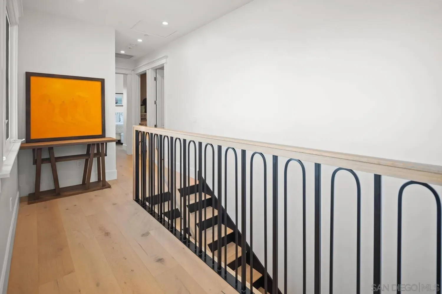 Coronado, California 92118, United States, 5 Bedrooms Bedrooms, ,6 BathroomsBathrooms,Residential,Pending,233110