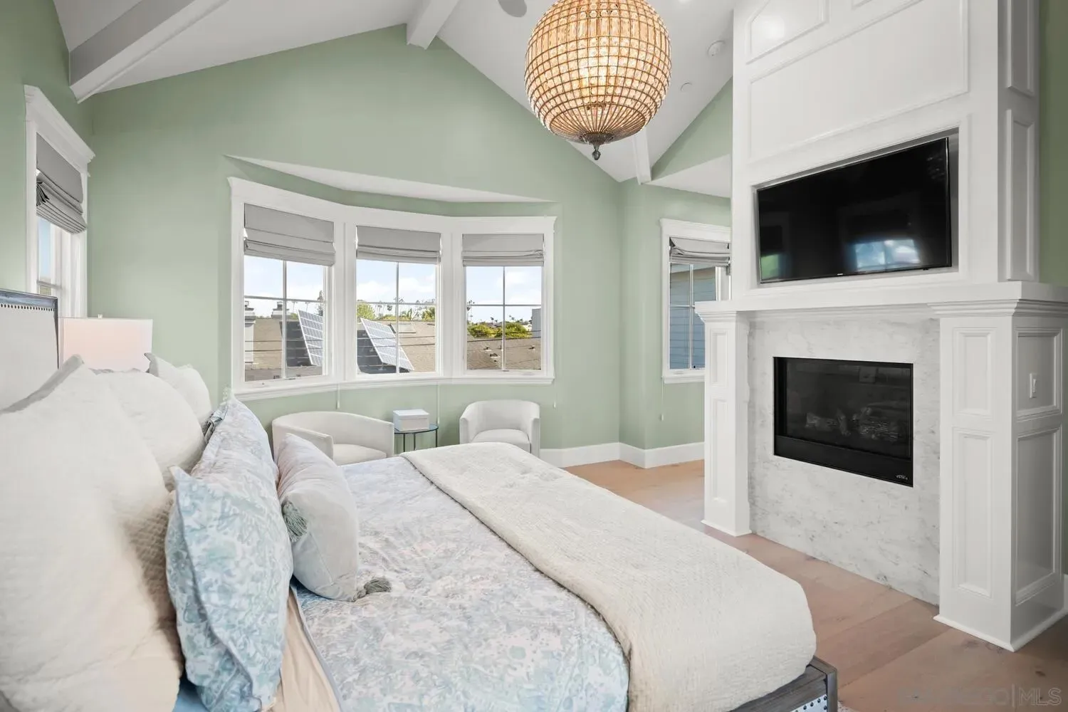 Coronado, California 92118, United States, 5 Bedrooms Bedrooms, ,6 BathroomsBathrooms,Residential,Pending,233110