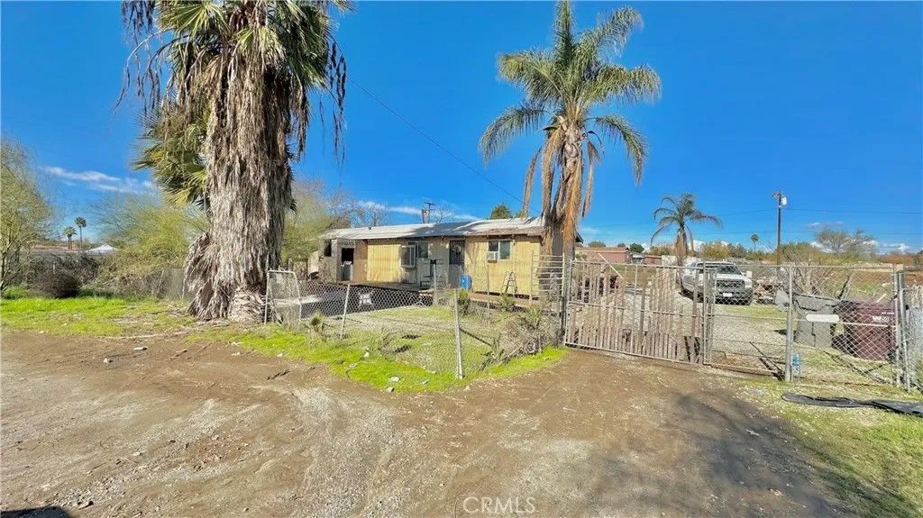 Photo of 21274 Cajalco Rd, Perris, CA 92570 (MLS # IV26003941)