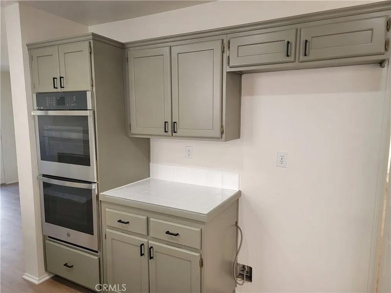 7466 Holloway