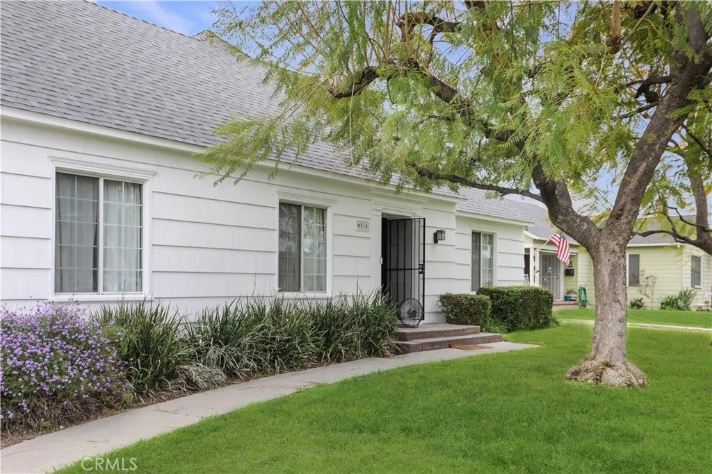 Photo of 6014 Elenor Street, Riverside, CA 92506 (MLS # IG26128730)