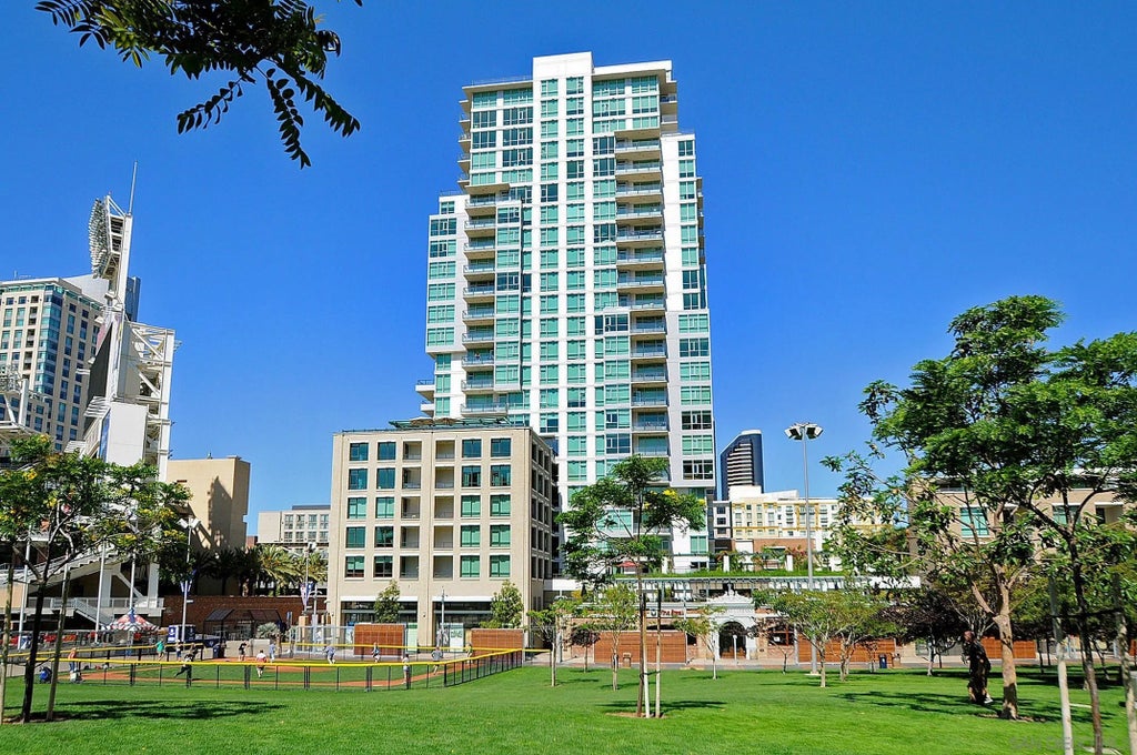 Photo of 325 7th Avenue #1102, San Diego, CA 92101 (MLS # 260016862)