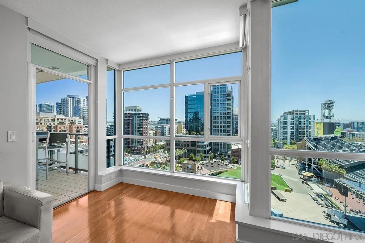 325 7th Avenue 1102