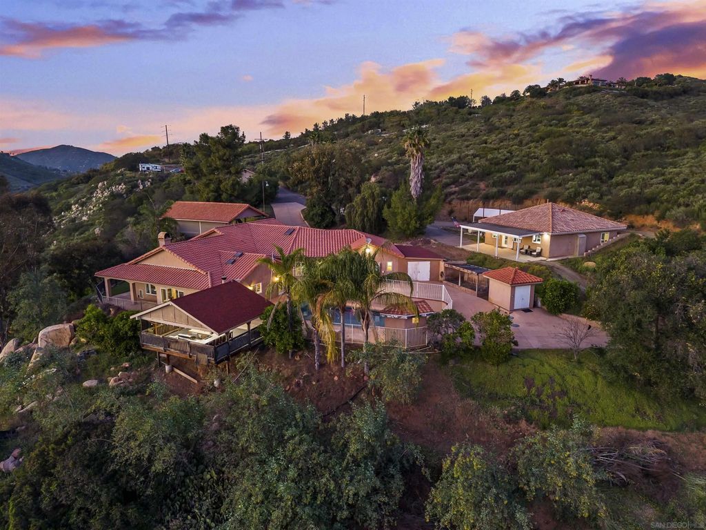 Photo of 16951 Old Coach Rd, Poway, CA 92064 (MLS # 260005872)