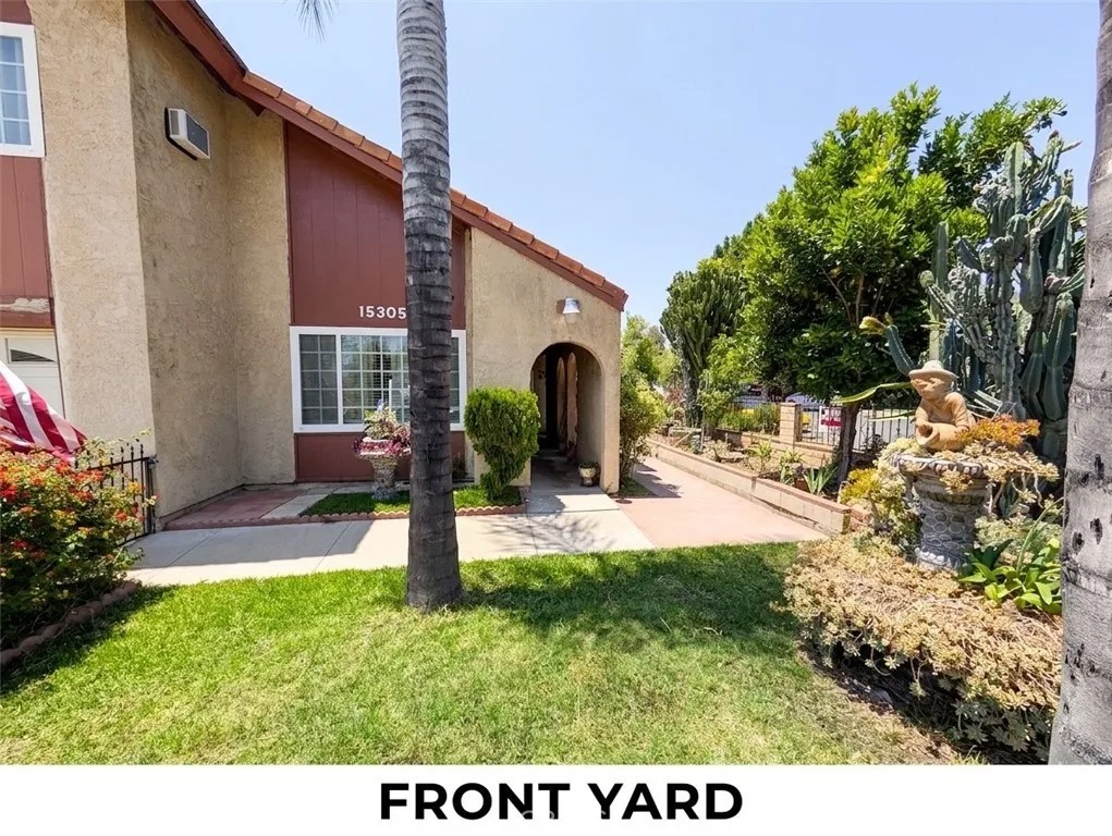 15305 La Valle