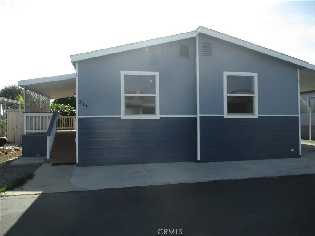Photo of 337 Rodgers ST, Ventura, CA 93003 (MLS # SR26173448)