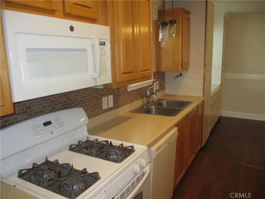 Photo of 337 Rodgers ST, Ventura, CA 93003 (MLS # SR26173448)