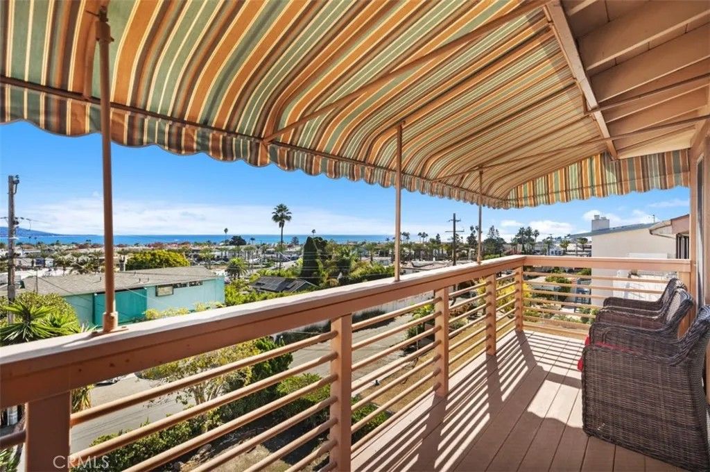 Photo of 34142 Blue Lantern St, Dana Point, CA 92629 (MLS # OC25266543)