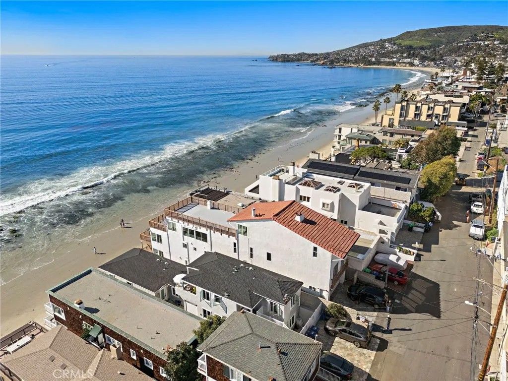 Photo of 1045 Gaviota Drive #B, Laguna Beach, CA 92651 (MLS # LG26089764)