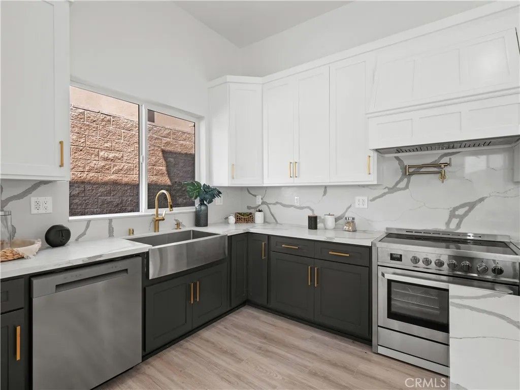 Photo of 12515 Haleh Lane, Sylmar, CA 91342 (MLS # SR26006782)