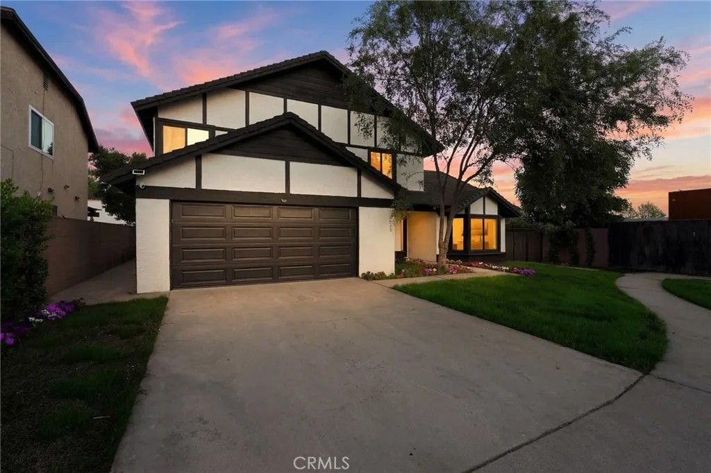 Photo of 10526 Balcom Ave, Granada Hills, CA 91344 (MLS # SR26075047)