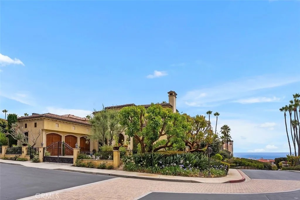 101 Ritz Cove Drive