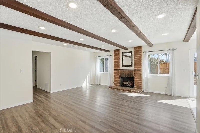 450 Mountain View