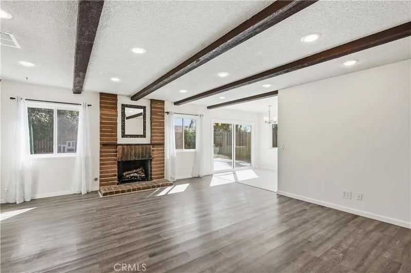 450 Mountain View