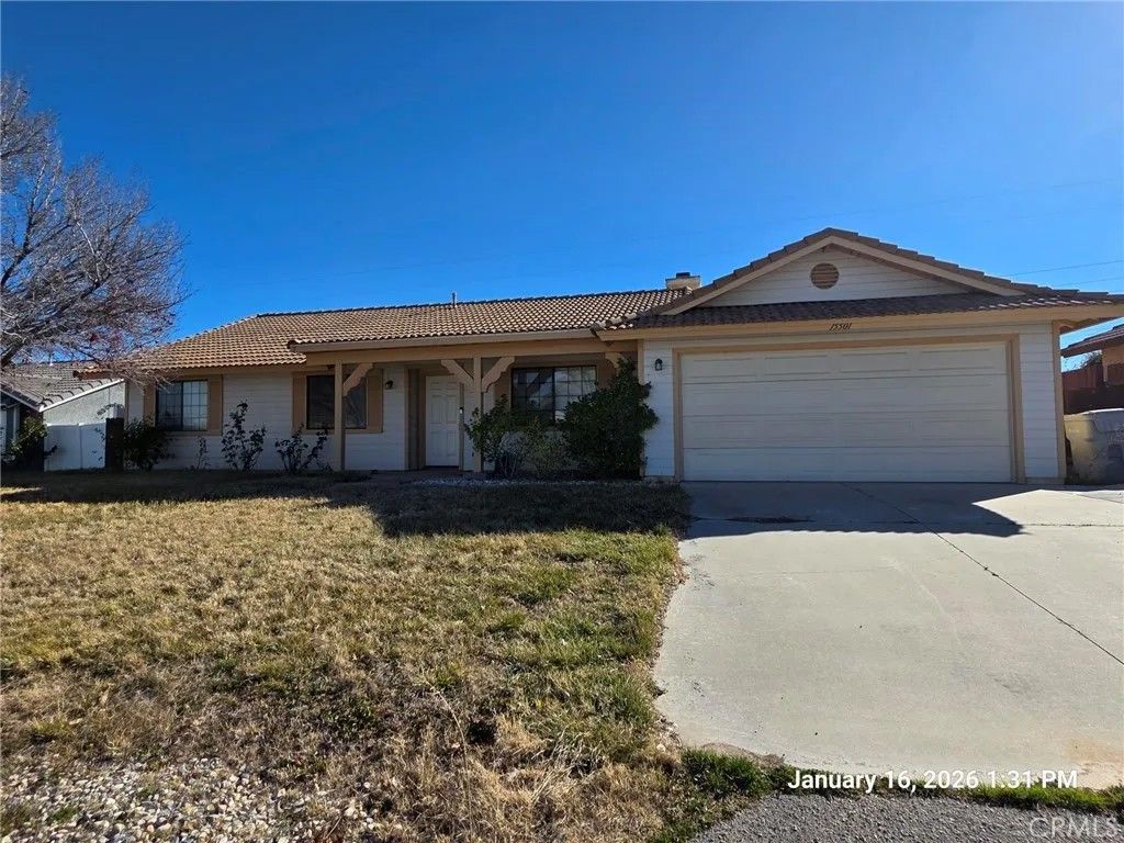 Photo of 15501 Via Bahia Street, Hesperia, CA 92345 (MLS # HD26062270)