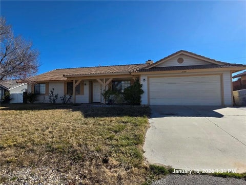 Photo of 15501 Via Bahia Street, Hesperia, CA 92345 (MLS # HD26062270)