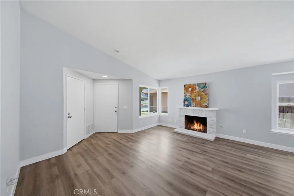 1541 Apple Creek