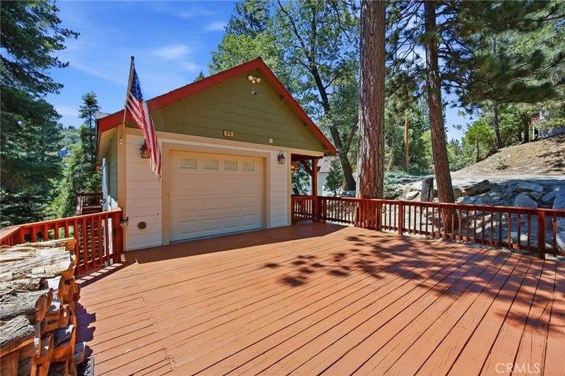 915 Brentwood Drive