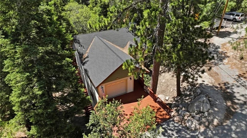 915 Brentwood Drive