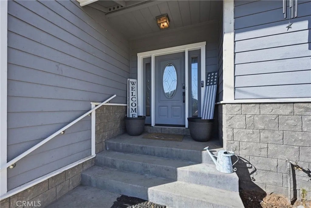 9932 Fairway Drive