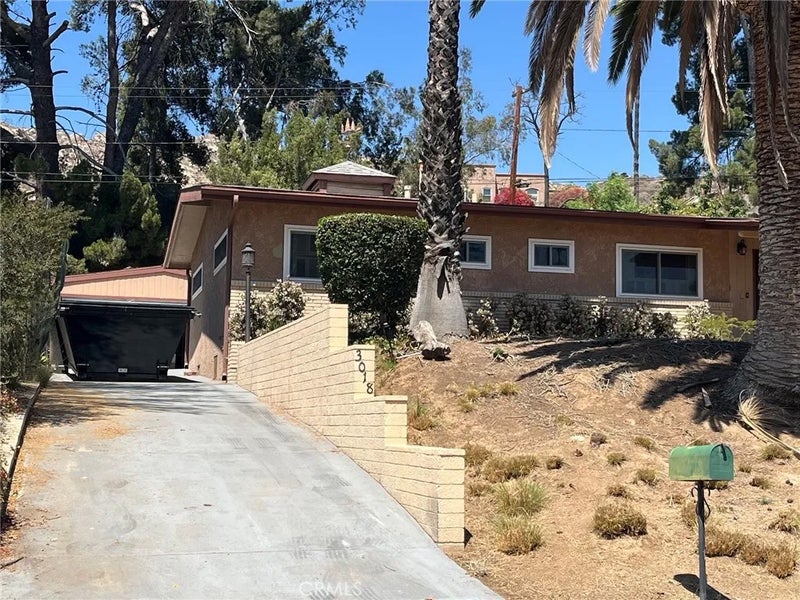 3018 Belvedere