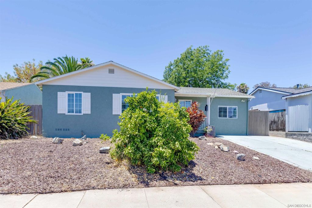 Photo of 760 El Monte Rd, El Cajon, CA 92020 (MLS # 260015366)