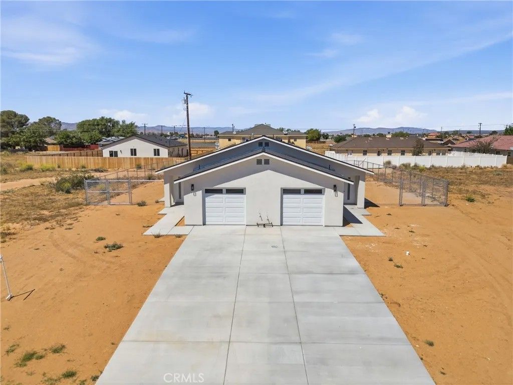 Photo of 9237 S Loop Boulevard, California City, CA 93505 (MLS # IG26082206)