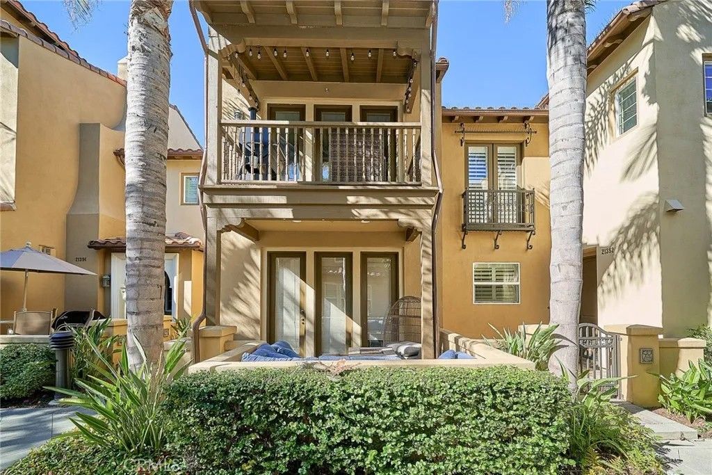 Photo of 21386 Armilla Cir, Huntington Beach, CA 92648 (MLS # OC26028280)