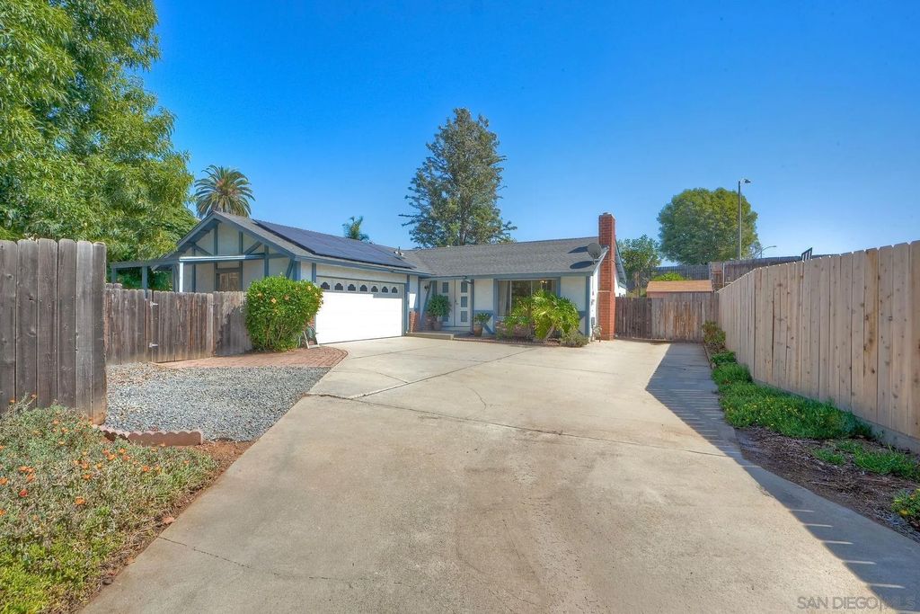 Photo of 639 Butterwood Ave, San Marcos, CA 92069 (MLS # 250041407)