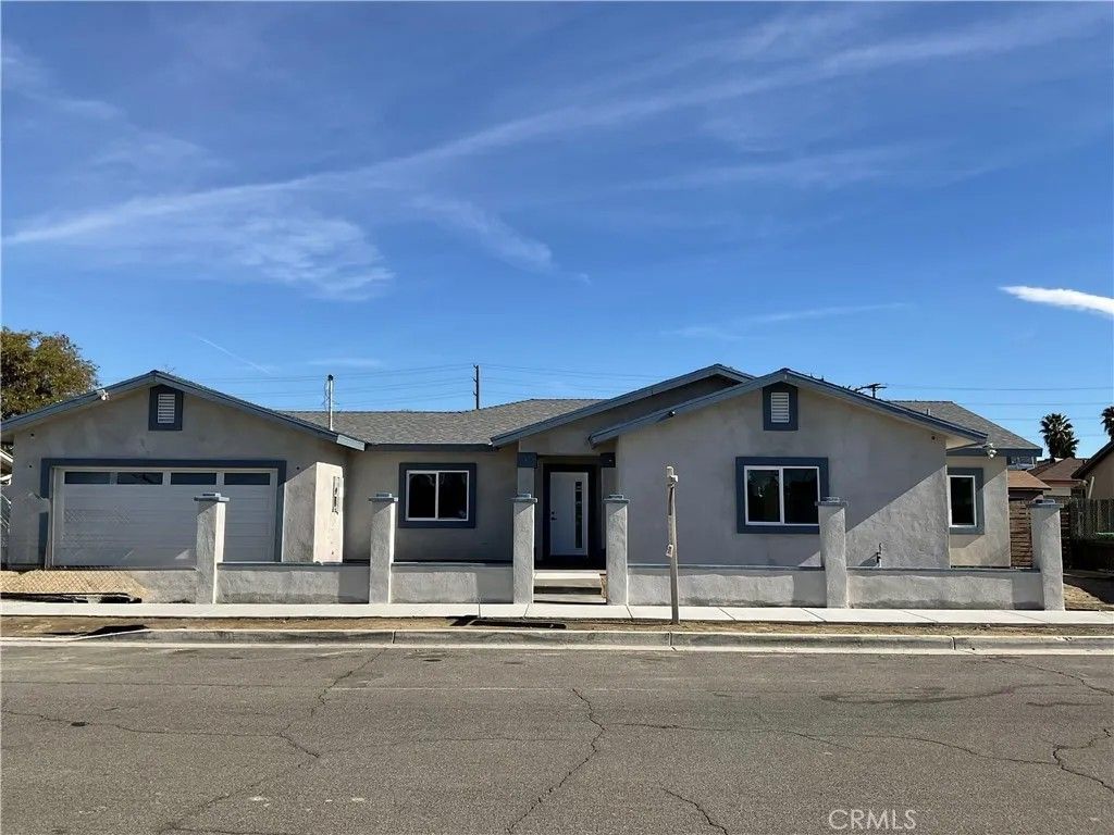 Photo of 310 N Western, Hemet, CA 92543 (MLS # IV26003813)