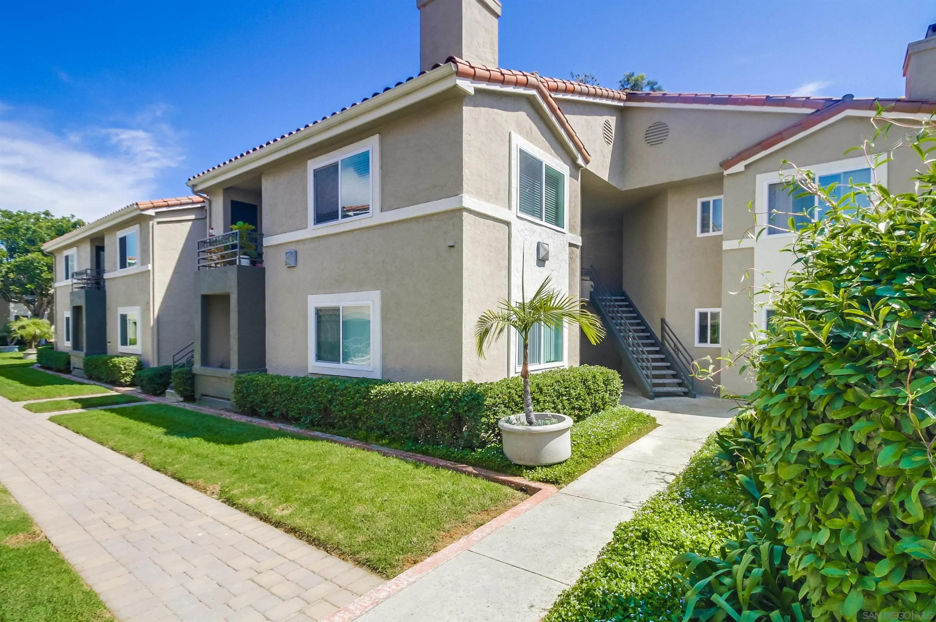 7555 Charmant Drive 1103
