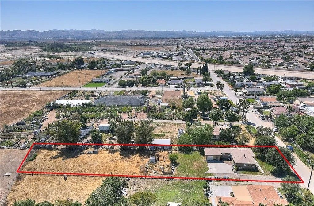 Photo of 14628 Walters ST, Eastvale, CA 92880 (MLS # TR26116521)