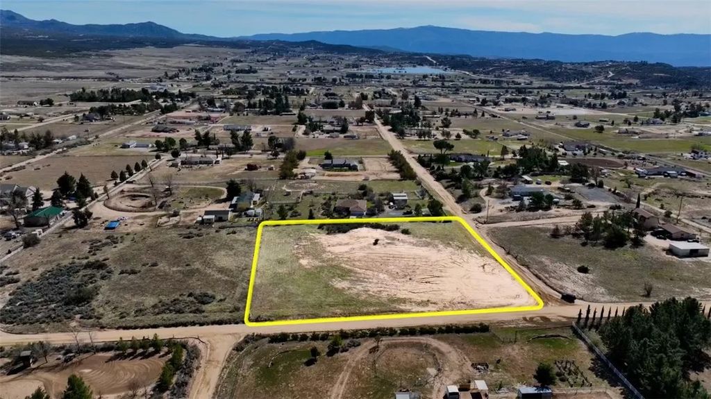 Photo of 54 Ironwood, Aguanga, CA 92536 (MLS # SW25060374)