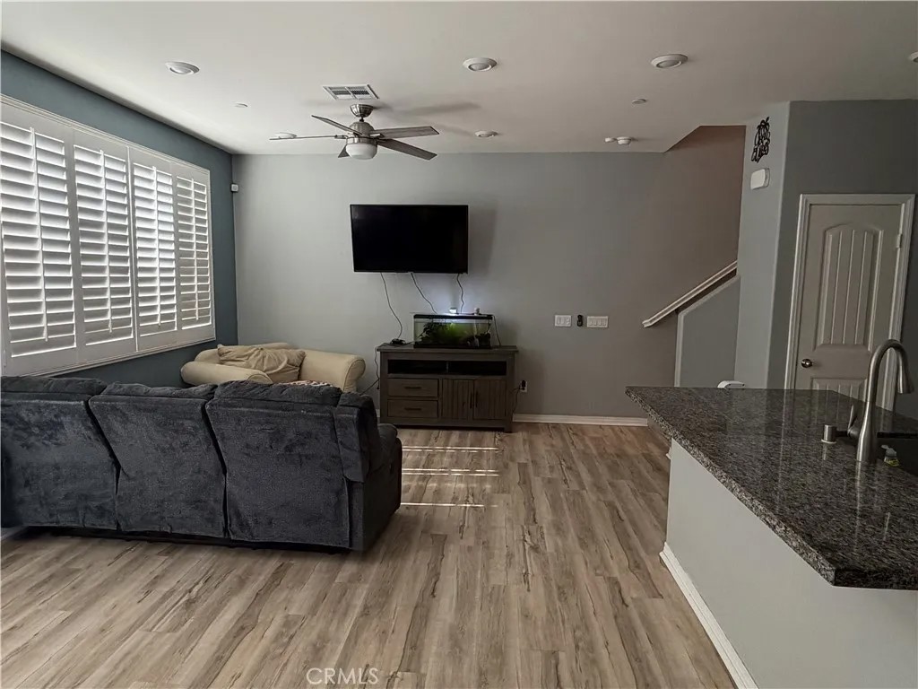 16571 Wyndham 11