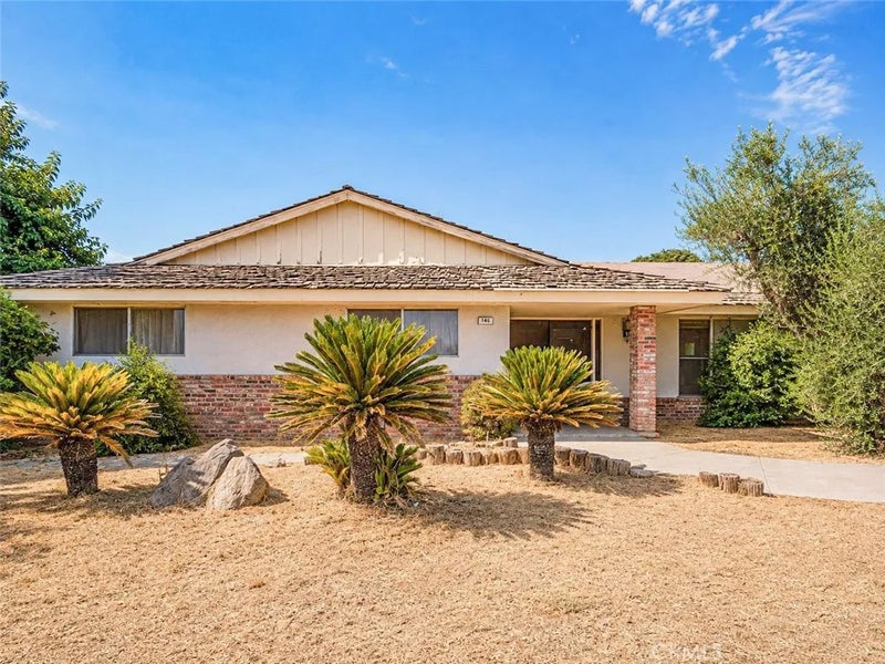 146 W Hanford Armona